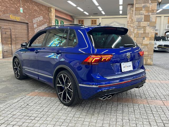 ティグアン R 革S/社外サスペンション/禁煙車/ACC/衝突軽減B/AppleCarplay/AndroidAuto/HDDナビ/フルセグTV/B&360度カメラ/シートH/Pシート/LEDヘッドライト/Pゲート(68枚目)