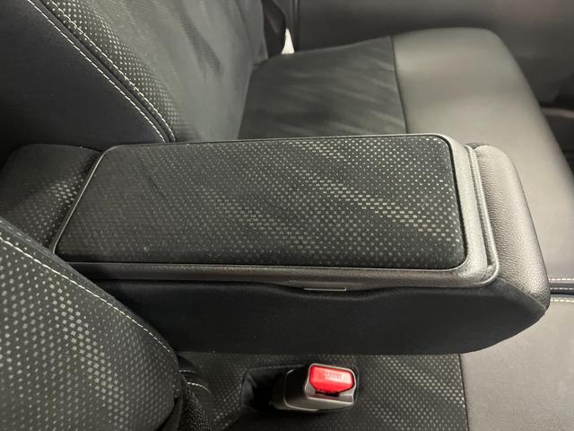 タント カスタムＲＳ　トップエディションリミテッドＳＡＩＩＩ　特別仕様車／禁煙車／衝突軽減Ｂ／ハーフ革Ｓ／ナビ／フルセグＴＶ／Ｂ＆３６０度カメラ／シートＨ／ＬＥＤライト／両側電動スライドドア／Ｂｌｕｅｔｏｏｔｈ／ハンズフリー通話／クリアランスソナー／１年保証（35枚目）