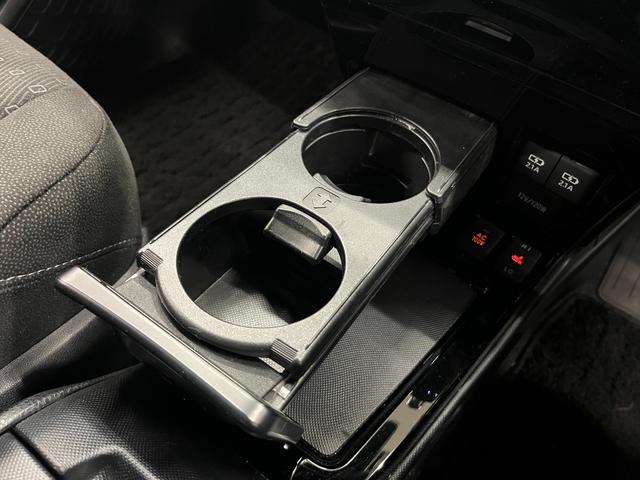 ノア ハイブリッドＧ　禁煙車／衝突軽減Ｂ／ナビ／フルセグＴＶ／Ｂカメラ／車線逸脱警告／シートＨ／ＬＥＤヘッドライト／後席モニター／両側電動スライドドア／Ｂｌｕｅｔｏｏｔｈ／クリアランスソナー／クルーズコントロール／１年保証（25枚目）