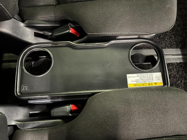 ノア ハイブリッドＧ　禁煙車／衝突軽減Ｂ／ナビ／フルセグＴＶ／Ｂカメラ／車線逸脱警告／シートＨ／ＬＥＤヘッドライト／後席モニター／両側電動スライドドア／Ｂｌｕｅｔｏｏｔｈ／クリアランスソナー／クルーズコントロール／１年保証（42枚目）