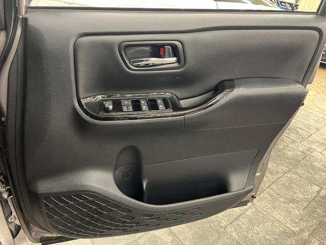 ノア ハイブリッドＧ　禁煙車／衝突軽減Ｂ／ナビ／フルセグＴＶ／Ｂカメラ／車線逸脱警告／シートＨ／ＬＥＤヘッドライト／後席モニター／両側電動スライドドア／Ｂｌｕｅｔｏｏｔｈ／クリアランスソナー／クルーズコントロール／１年保証（44枚目）