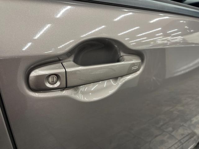 ノア ハイブリッドＧ　禁煙車／衝突軽減Ｂ／ナビ／フルセグＴＶ／Ｂカメラ／車線逸脱警告／シートＨ／ＬＥＤヘッドライト／後席モニター／両側電動スライドドア／Ｂｌｕｅｔｏｏｔｈ／クリアランスソナー／クルーズコントロール／１年保証（50枚目）