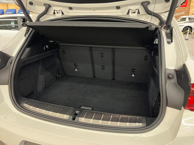 X2 xDrive 18d MスポーツX 禁煙車/ACC/衝突軽減B/ハーフ革S/HDDナビ/バックカメラ/車線逸脱警告/シートH/Pシート/LEDヘッドライト/Pゲート/Bluetoothオーディオ/クリアランスソナー/1年保証(15枚目)
