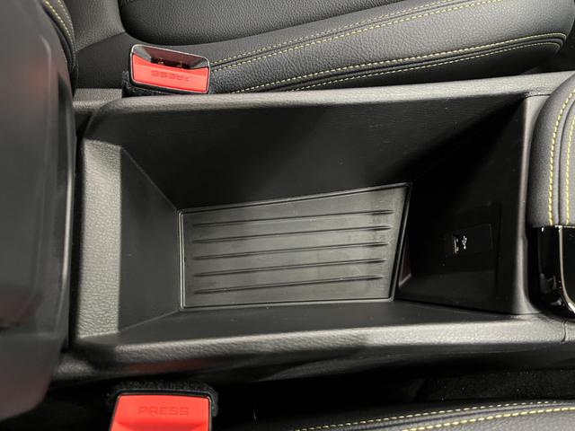 X2 xDrive 18d MスポーツX 禁煙車/ACC/衝突軽減B/ハーフ革S/HDDナビ/バックカメラ/車線逸脱警告/シートH/Pシート/LEDヘッドライト/Pゲート/Bluetoothオーディオ/クリアランスソナー/1年保証(41枚目)