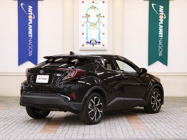 C-HR G 禁煙車/ACC/衝突軽減B/ハーフ革S/ナビ/フルセグTV/バックカメラ/車線逸脱警告/シートH/LEDヘッドライト/Bluetoothオーディオ/ハンズフリー通話/クリアランスソナー/1年保証(10枚目)