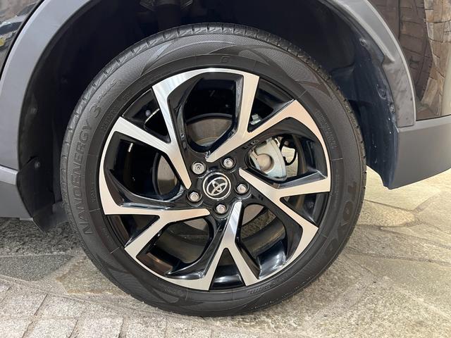 C-HR G 禁煙車/ACC/衝突軽減B/ハーフ革S/ナビ/フルセグTV/バックカメラ/車線逸脱警告/シートH/LEDヘッドライト/Bluetoothオーディオ/ハンズフリー通話/クリアランスソナー/1年保証(41枚目)