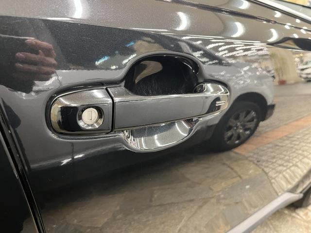 C-HR G 禁煙車/ACC/衝突軽減B/ハーフ革S/ナビ/フルセグTV/バックカメラ/車線逸脱警告/シートH/LEDヘッドライト/Bluetoothオーディオ/ハンズフリー通話/クリアランスソナー/1年保証(46枚目)