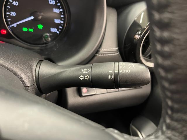 キックス Ｘ　禁煙車／ＡＣＣ／衝突軽減Ｂ／ハーフ革Ｓ／ナビ／フルセグＴＶ／Ｂ＆３６０度カメラ／ＬＥＤヘッドライト／Ｂｌｕｅｔｏｏｔｈオーディオ／クリアランスソナー／オートライト／ルーフレール／ドアバイザー／１年保証（19枚目）