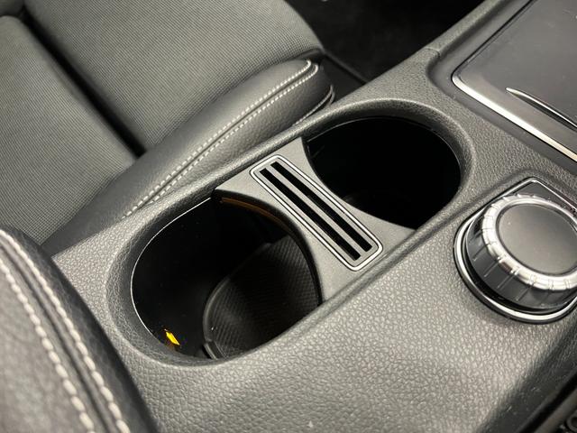 Ａクラス Ａ１８０　禁煙車／ＡＣＣ／衝突軽減Ｂ／Ｃａｒｐｌａｙ／Ａｎｄｒｏｉｄ／ハーフ革Ｓ／ナビ／フルセグＴＶ／Ｂカメラ／シートＨ／Ｐシート／ＬＥＤヘッドライト／Ｐゲート／Ｂｌｕｅｔｏｏｔｈ／クリアランスソナー／１年保証（30枚目）