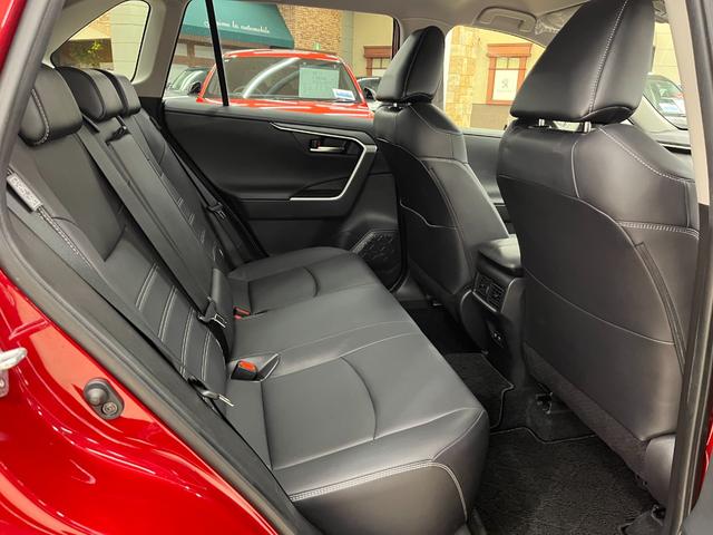 RAV4 G Zパッケージ 禁煙車/ACC/衝突軽減ブレーキ/黒革シート/ナビ/フルセグTV/B&360度カメラ/車線逸脱警告/シートH/Pシート/LEDヘッドライト/Pゲート/Bluetoothオーディオ/クリアランスソナー(12枚目)