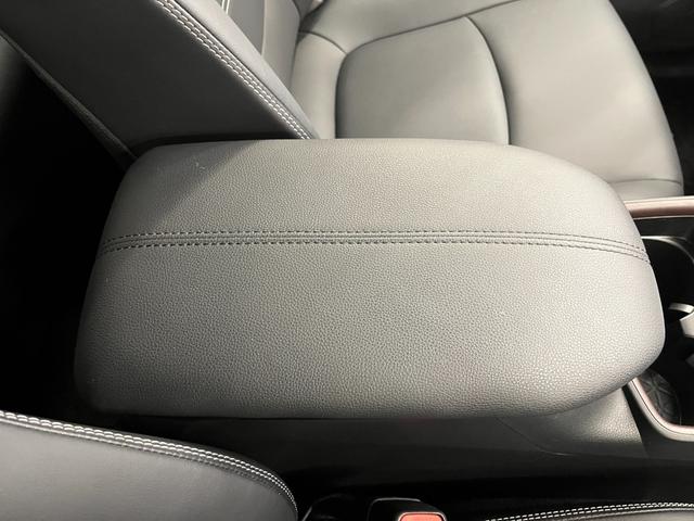 RAV4 G Zパッケージ 禁煙車/ACC/衝突軽減ブレーキ/黒革シート/ナビ/フルセグTV/B&360度カメラ/車線逸脱警告/シートH/Pシート/LEDヘッドライト/Pゲート/Bluetoothオーディオ/クリアランスソナー(42枚目)