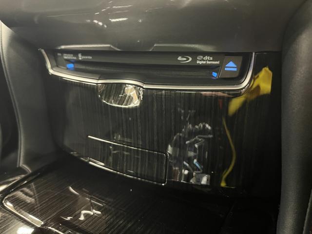 クラウンハイブリッド アスリートＳ　Ｊ－フロンティアリミテッド　特別仕様車／革Ｓ／禁煙車／ＡＣＣ／衝突軽減Ｂ／ナビ／フルセグＴＶ／バックカメラ／車線逸脱警告／シートＨ・Ｃ／Ｐシート／ＬＥＤヘッドライト／Ｂｌｕｅｔｏｏｔｈオーディオ／クリアランスソナー／１年保証（34枚目）