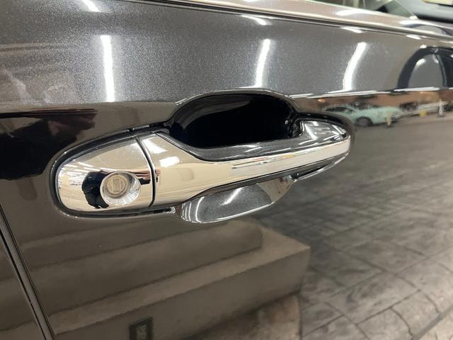 クラウンハイブリッド アスリートＳ　Ｊ－フロンティアリミテッド　特別仕様車／革Ｓ／禁煙車／ＡＣＣ／衝突軽減Ｂ／ナビ／フルセグＴＶ／バックカメラ／車線逸脱警告／シートＨ・Ｃ／Ｐシート／ＬＥＤヘッドライト／Ｂｌｕｅｔｏｏｔｈオーディオ／クリアランスソナー／１年保証（51枚目）