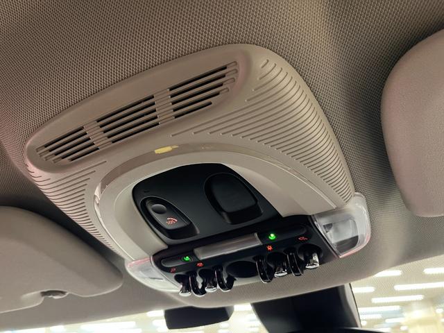ＭＩＮＩ クーパーＤ　クロスオーバー　禁煙車／ＡＣＣ／インテリジェントセーフティ／ナビ／バックカメラ／ＬＥＤヘッドライト／Ｐゲート／Ｂｌｕｅｔｏｏｔｈオーディオ／クリアランスソナー／トラクションコントロール／ＵＳＢ入力端子／１年保証（37枚目）
