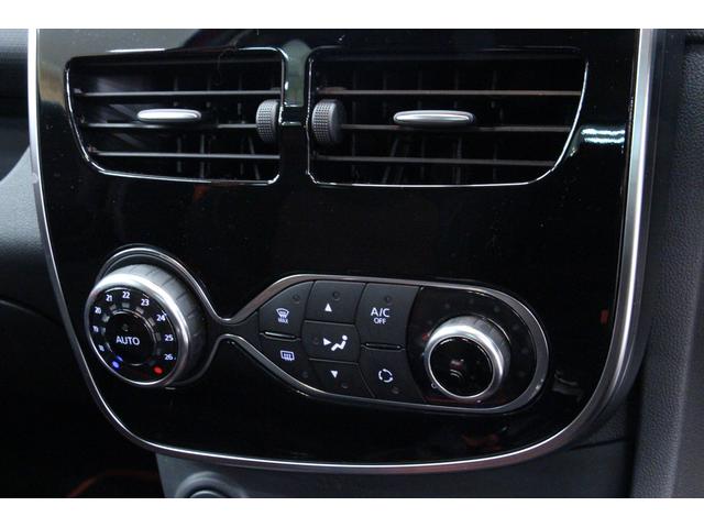 ルノースポール トロフィー 1オーナー/禁煙車/カロSDナビTV/Bカメラ/ETC/アルミ/CD/クリアランスソナー/クルコン/オートライト/オートワイパー/オートエアコン/Bluetoothオーディオ/USBポート(34枚目)