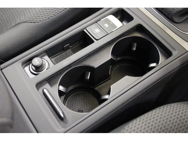 TSIコンフォートライン テックエディション 1年保証/禁煙車/ACC/衝突軽減B/AppleCarPlay/AndroidAuto/ナビTV/Bカメラ/LEDヘッドライト/スマートキー/レーンAS/パドルシフト/Bluetoothオーディオ(37枚目)