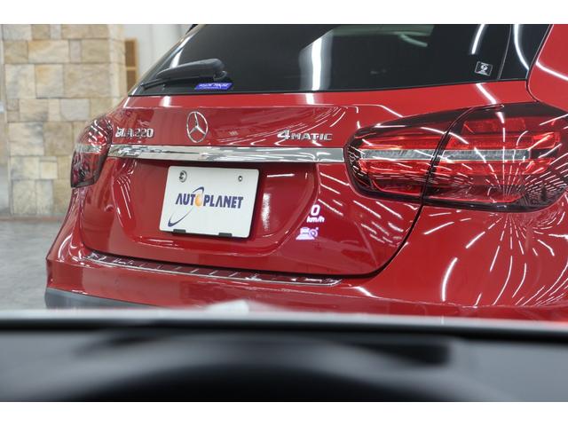 CLA200d シューティングブレーク AMGライン レーダーセーフティPKG/ナビPKG/AMGレザーエクスクルーシブPKG/アドバンスドPKG/1オーナー/1年保証/禁煙車/赤黒革S/シートH/Pシート/アルミペダル/全周囲カメラ(20枚目)