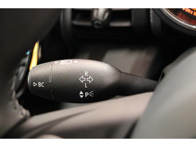 クーパーD 1オーナー/1年保証/禁煙車/インテリジェントセーフティ/HDDナビ/Bカメラ/ETC/LEDヘッドライト/スマートキー/アルミ/クリアランスソナー/SOSコール(24枚目)