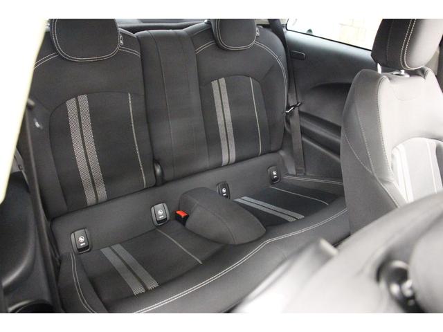 クーパーS 1年保証/禁煙車/ACC/インテリジェントセーフティ/HDDナビ/Bカメラ/LEDヘッドライト/スマートキー/ミラーETC/クリアランスソナー/パドルシフト/Bluetoothオーディオ(10枚目)