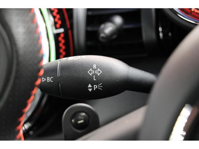 ジョンクーパーワークス 1年保証/禁煙車/ACC/インテリジェントセーフティ/HDDナビ/Bカメラ/ミラーETC/LEDヘッドライト/スマートキー/ヘッドアップディスプレイ/SOSコール(10枚目)