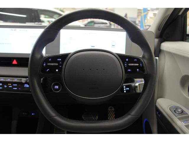 アイオニック５ ラウンジ　ＡＷＤ　禁煙車／ＡＣＣ／衝突軽減Ｂ／ＡｐｐｌｅＣａｒＰｌａｙ／ＡｎｄｒｏｉｄＡｕｔｏ／ナビ／Ｆ＆Ｂ＆３６０度カメラ／Ｐシート／Ｐゲート／シートＨ／ＬＥＤヘッドライト／Ｂｌｕｅｔｏｏｔｈ／アンビエンスライト（16枚目）