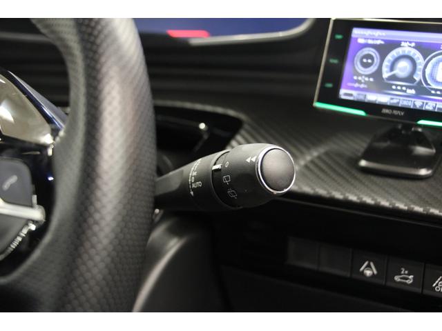 ＳＷ　ＧＴ　ブルーＨＤｉ　フルＰＫＧ　正規認定中古車／１年保証／禁煙車／ＡＣＣ／衝突軽減Ｂ／ＣａｒＰｌａｙ／Ａｎｄｒｏｉｄ／革Ｓ／ナビＴＶ／サンルーフ／Ｆ＆Ｂカメラ／車線逸脱警告／パノラマＢ／シートＨ／Ｐシート／ＬＥＤヘッドライト(22枚目)