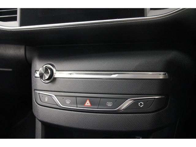 ＳＷ　アリュール　正規認定中古車／禁煙車／ＡＣＣ／衝突軽減Ｂ／ＡｐｐｌｅＣａｒＰｌａｙ／ＡｎｄｒｏｉｄＡｕｔｏ／バックカメラ／車線逸脱警告／ＬＥＤヘッドライト／レンタカー歴有／Ｂｌｕｅｔｏｏｔｈ／クリアランスソナー(34枚目)