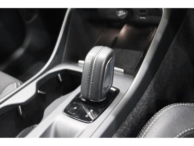 ＸＣ４０ Ｔ４　ＡＷＤ　モーメンタム　１オーナー／１年保証／禁煙車／ＡＣＣ／衝突軽減Ｂ／ＡｐｐｌｅＣａｒＰｌａｙ／ＡｎｄｒｏｉｄＡｕｔｏ／ハーフ革Ｓ／ナビＴＶ／Ｆ＆Ｓ＆Ｂ＆３６０度カメラ／車線逸脱警告／Ｐシ―ト／ＬＥＤヘッドライト（23枚目）