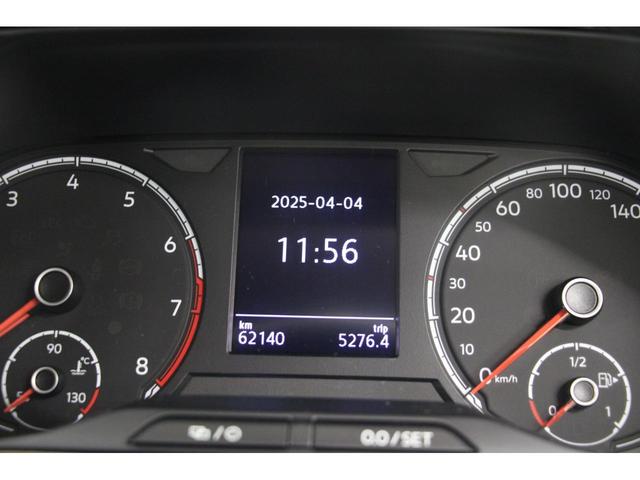 Ｔ－クロス ＴＳＩ　１ｓｔ　１年保証／禁煙車／ＡＣＣ／衝突軽減Ｂ／ＡｐｐｌｅＣａｒｐｌａｙ／ＡｎｄｒｏｉｄＡｕｔｏ／ナビＴＶ／バックカメラ／ＬＥＤヘッドライト／Ｂｌｕｅｔｏｏｔｈオーディオ／クリアランスソナー／ルーフレール（15枚目）