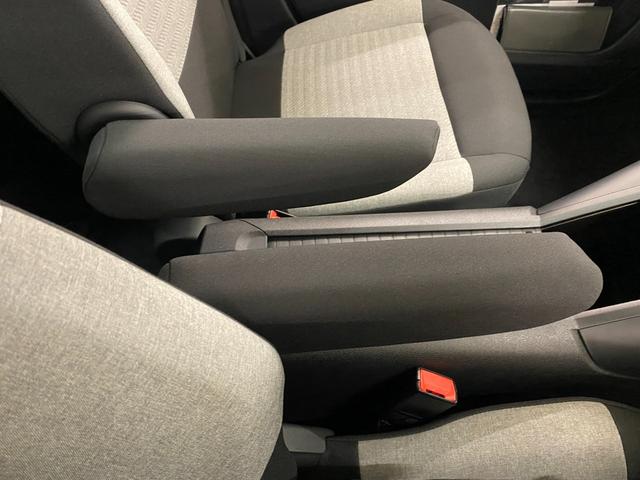 ベルランゴ マックス　ブルーＨＤｉ　禁煙／ガラスルーフ／衝突軽減ブレーキ／レーンアシスト／アップルカープレイ／アンドロイドオート／クリアランスソナー／スマートキー／ブラインドスポットモニター／パドルシフト／バックカメラ／ハンドルヒーター（34枚目）