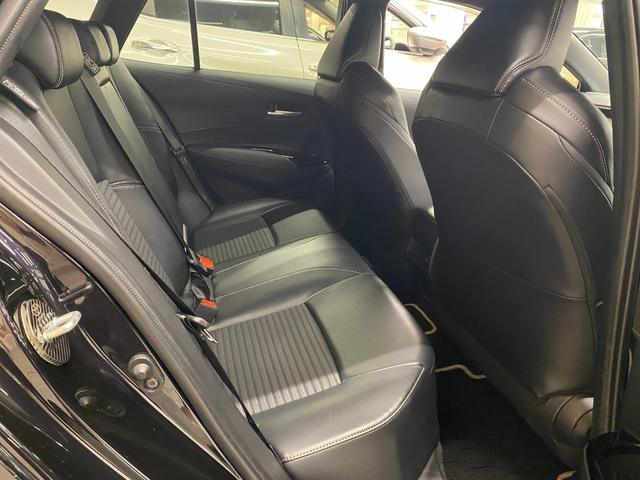 カローラツーリング ダブルバイビー　禁煙車／ＡＣＣ／衝突軽減Ｂ／ＡｐｐｌｅＣａｒｐｌａｙ／ＡｎｄｒｏｉｄＡｕｔｏ／ハーフ革Ｓ／バックカメラ／車線逸脱警告／シートＨ／ＬＥＤヘッドライト／Ｂｌｕｅｔｏｏｔｈオーディオ／クリアランスソナー（12枚目）