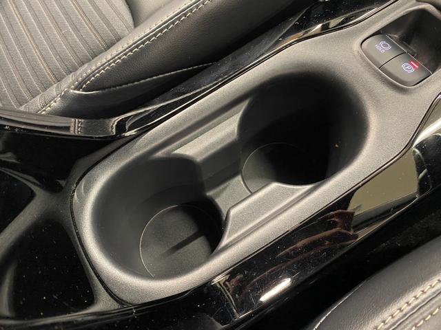 カローラツーリング ダブルバイビー　禁煙車／ＡＣＣ／衝突軽減Ｂ／ＡｐｐｌｅＣａｒｐｌａｙ／ＡｎｄｒｏｉｄＡｕｔｏ／ハーフ革Ｓ／バックカメラ／車線逸脱警告／シートＨ／ＬＥＤヘッドライト／Ｂｌｕｅｔｏｏｔｈオーディオ／クリアランスソナー（24枚目）