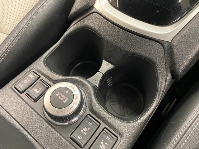 エクストレイル モード・プレミアハイコントラストインテリア　特別仕様車／白革Ｓ／ＡｐｐｌｅＣａｒｐｌａｙ／ＡｎｄｒｏｉｄＡｕｔｏ／ナビ／フルセグＴＶ／Ｓ＆Ｂ＆３６０度カメラ／シートＨ／ＬＥＤライト／Ｐゲート／Ｂｌｕｅｔｏｏｔｈオーディオ／クリアランスソナー（25枚目）