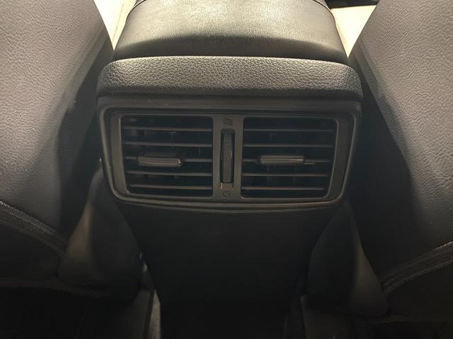 エクストレイル モード・プレミアハイコントラストインテリア　特別仕様車／白革Ｓ／ＡｐｐｌｅＣａｒｐｌａｙ／ＡｎｄｒｏｉｄＡｕｔｏ／ナビ／フルセグＴＶ／Ｓ＆Ｂ＆３６０度カメラ／シートＨ／ＬＥＤライト／Ｐゲート／Ｂｌｕｅｔｏｏｔｈオーディオ／クリアランスソナー（40枚目）