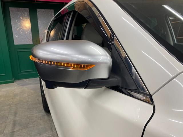 エクストレイル モード・プレミアハイコントラストインテリア　特別仕様車／白革Ｓ／ＡｐｐｌｅＣａｒｐｌａｙ／ＡｎｄｒｏｉｄＡｕｔｏ／ナビ／フルセグＴＶ／Ｓ＆Ｂ＆３６０度カメラ／シートＨ／ＬＥＤライト／Ｐゲート／Ｂｌｕｅｔｏｏｔｈオーディオ／クリアランスソナー（47枚目）
