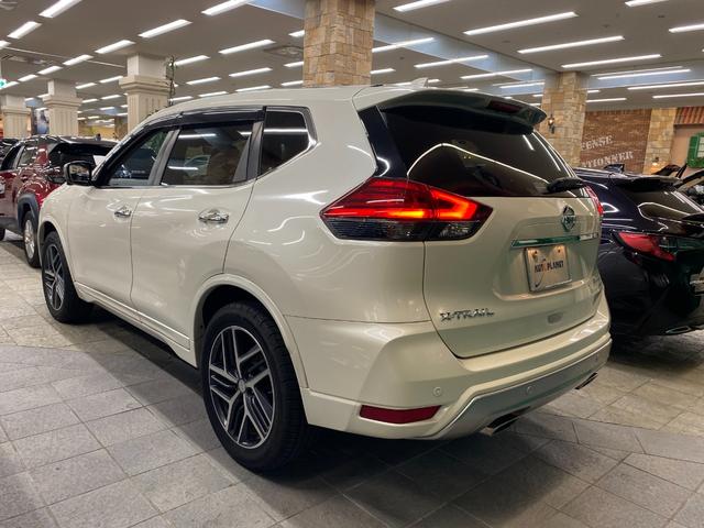 エクストレイル モード・プレミアハイコントラストインテリア　特別仕様車／白革Ｓ／ＡｐｐｌｅＣａｒｐｌａｙ／ＡｎｄｒｏｉｄＡｕｔｏ／ナビ／フルセグＴＶ／Ｓ＆Ｂ＆３６０度カメラ／シートＨ／ＬＥＤライト／Ｐゲート／Ｂｌｕｅｔｏｏｔｈオーディオ／クリアランスソナー（55枚目）