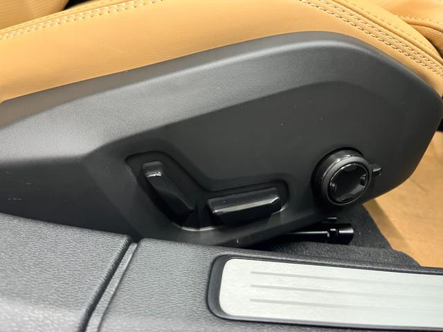 Ｖ６０ ウルトラ　Ｔ６　ＡＷＤ　プラグインハイブリッド　禁煙車／アンバー革シート／パノラマサンルーフ／衝突軽減ブレーキ／ＡＣＣ／アップルカープレイ／アンドロイドオート／ハーマンカードン／シートＨ・Ｃ／ステアリングヒーター／Ｐシート／マッサージ機能／アルミ（39枚目）