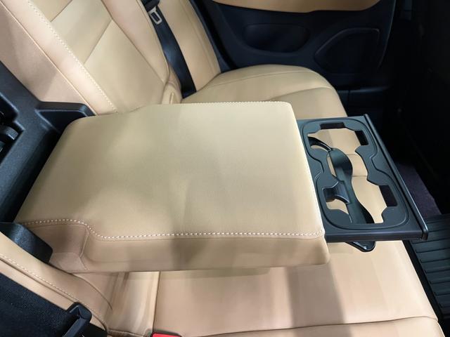 Ｖ６０ ウルトラ　Ｔ６　ＡＷＤ　プラグインハイブリッド　禁煙車／アンバー革シート／パノラマサンルーフ／衝突軽減ブレーキ／ＡＣＣ／アップルカープレイ／アンドロイドオート／ハーマンカードン／シートＨ・Ｃ／ステアリングヒーター／Ｐシート／マッサージ機能／アルミ（48枚目）