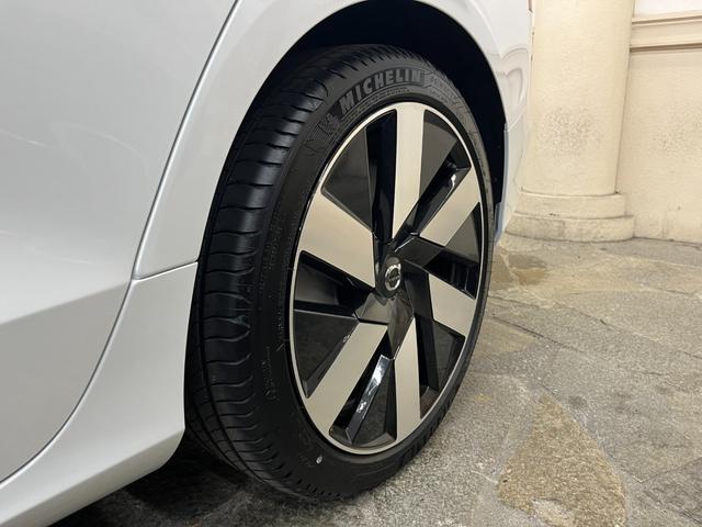 Ｖ６０ ウルトラ　Ｔ６　ＡＷＤ　プラグインハイブリッド　禁煙車／アンバー革シート／パノラマサンルーフ／衝突軽減ブレーキ／ＡＣＣ／アップルカープレイ／アンドロイドオート／ハーマンカードン／シートＨ・Ｃ／ステアリングヒーター／Ｐシート／マッサージ機能／アルミ（52枚目）