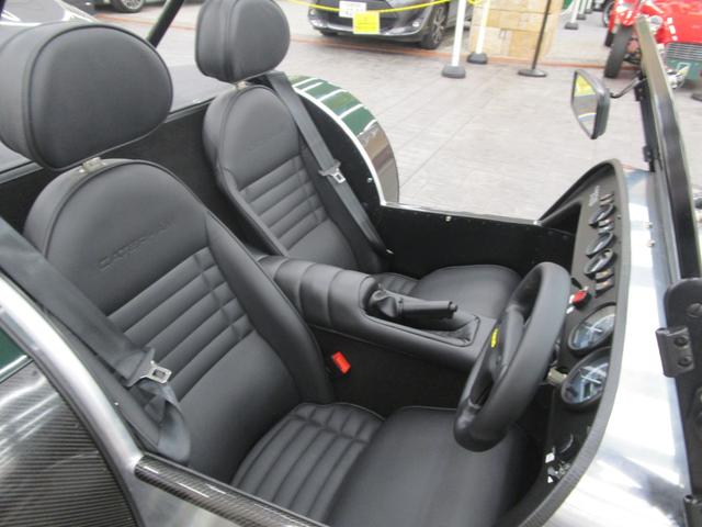 ケータハムその他 セブン３４０　Ｓ　新車／禁煙車／ブラックレザーシート／フルウインドスクリーン・ソフトトップ・ドア／ヒーター／ブラックパック／バッテリーマスターカットＯＦＦスイッチ（10枚目）