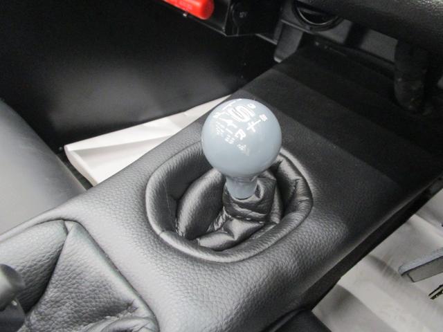 ケータハムその他 セブン３４０　Ｓ　新車／禁煙車／ブラックレザーシート／フルウインドスクリーン・ソフトトップ・ドア／ヒーター／ブラックパック／バッテリーマスターカットＯＦＦスイッチ（15枚目）