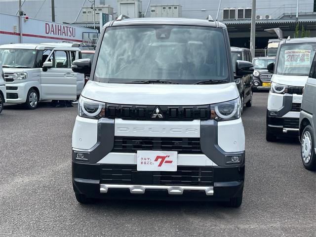 デリカミニ G プレミアム 全周囲カメラ 両側電動スライドドア クリアランスソナー オートクルーズコントロール オートライト スマートキー アイドリングストップ 電動格納ミラー シートヒーター ベンチシート CVT ABS(3枚目)