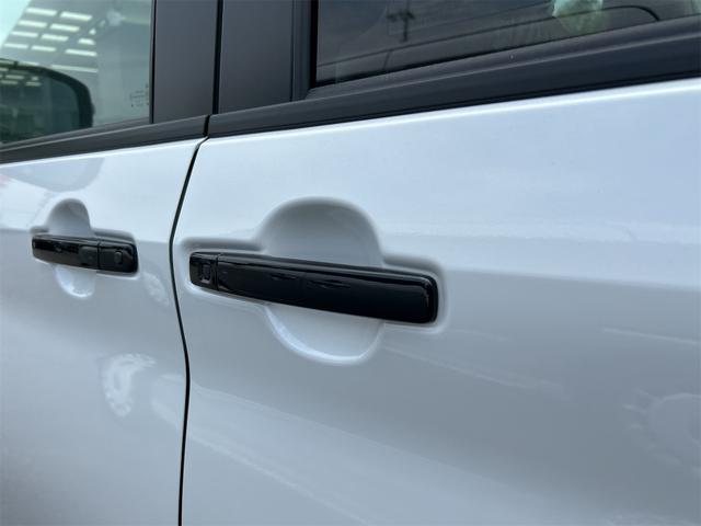 デリカミニ G プレミアム 全周囲カメラ 両側電動スライドドア クリアランスソナー オートクルーズコントロール オートライト スマートキー アイドリングストップ 電動格納ミラー シートヒーター ベンチシート CVT ABS(30枚目)