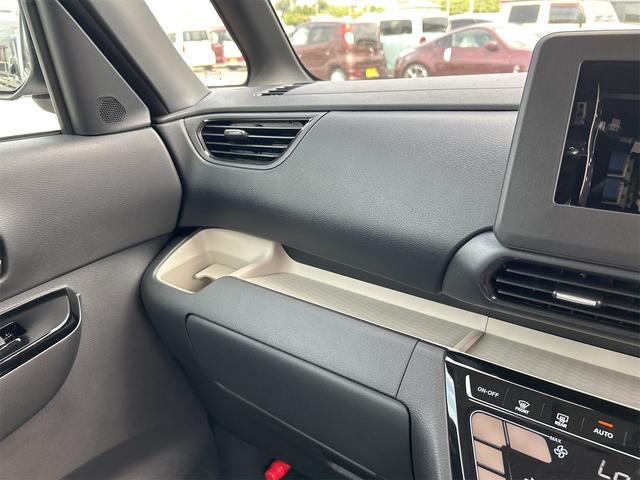 デリカミニ G プレミアム 全周囲カメラ 両側電動スライドドア クリアランスソナー オートクルーズコントロール オートライト スマートキー アイドリングストップ 電動格納ミラー シートヒーター ベンチシート CVT ABS(37枚目)