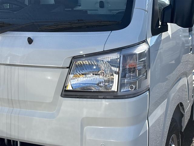 ハイゼットトラック 　低温冷凍　４ＷＤ　届け出済み未使用車　ＣＶＴ　衝突被害軽減システム　クリアランスソナー　レーンアシスト　バックカメラ　アイドリングストップ　オートマチックハイビーム　オートライト　ＡＢＳ　ＥＳＣ（3枚目）
