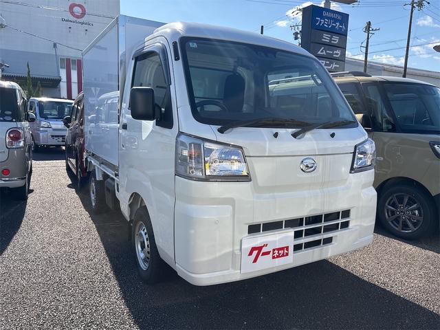 ハイゼットトラック 　低温冷凍　４ＷＤ　届け出済み未使用車　ＣＶＴ　衝突被害軽減システム　クリアランスソナー　レーンアシスト　バックカメラ　アイドリングストップ　オートマチックハイビーム　オートライト　ＡＢＳ　ＥＳＣ（4枚目）