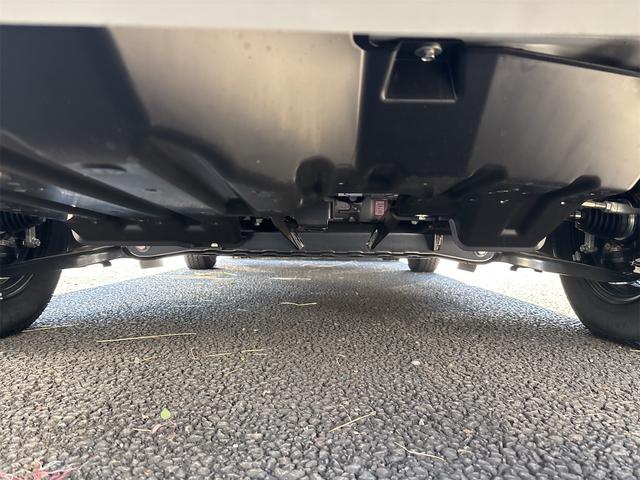 ハイゼットトラック 　低温冷凍　４ＷＤ　届け出済み未使用車　ＣＶＴ　衝突被害軽減システム　クリアランスソナー　レーンアシスト　バックカメラ　アイドリングストップ　オートマチックハイビーム　オートライト　ＡＢＳ　ＥＳＣ（8枚目）