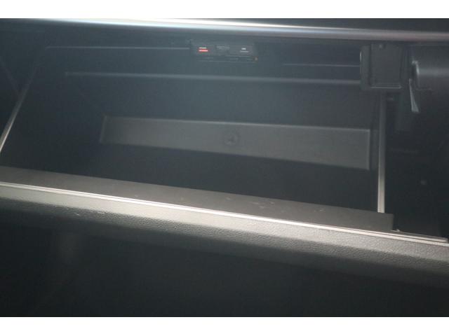 レヴォーグ ＳＴＩスポーツ　ＥＸ　タイヤ新品　ＳＴＩエアロ　ドラレコ　タイヤ新品　ＳＴＩエアロ　ドラレコ（30枚目）