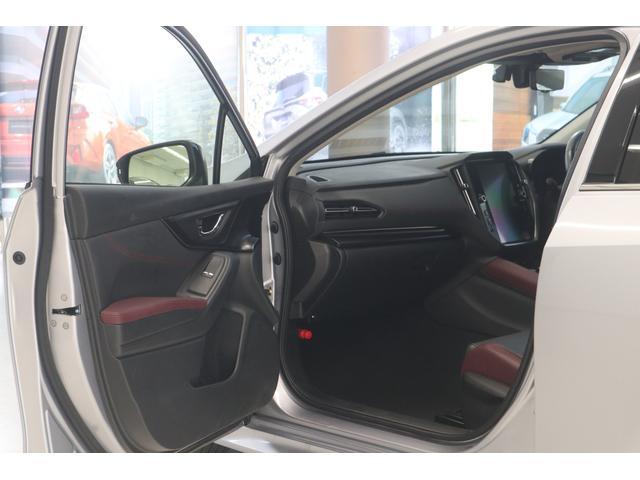 レヴォーグ ＳＴＩスポーツ　ＥＸ　新品タイヤ交換済　ＣＤ／ＤＶＤデッキ　ＣＤ／ＤＶＤデッキ（48枚目）