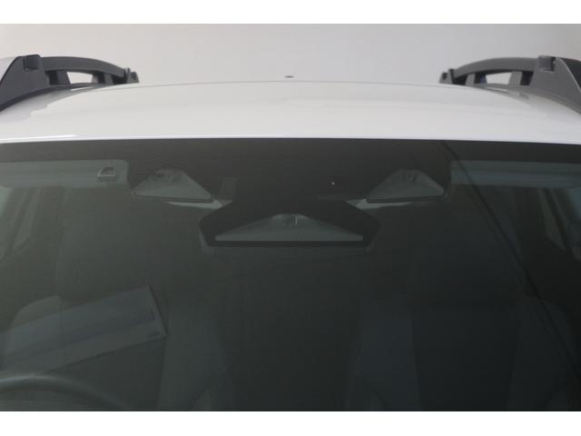 �A�C�T�C�g�̃J�������j�b�g�ł��I�u���[�L�⏕��O�ԒǏ]�N���[�Y�R���g���[���@�\�ŉ^�]���A�V�X�g�I